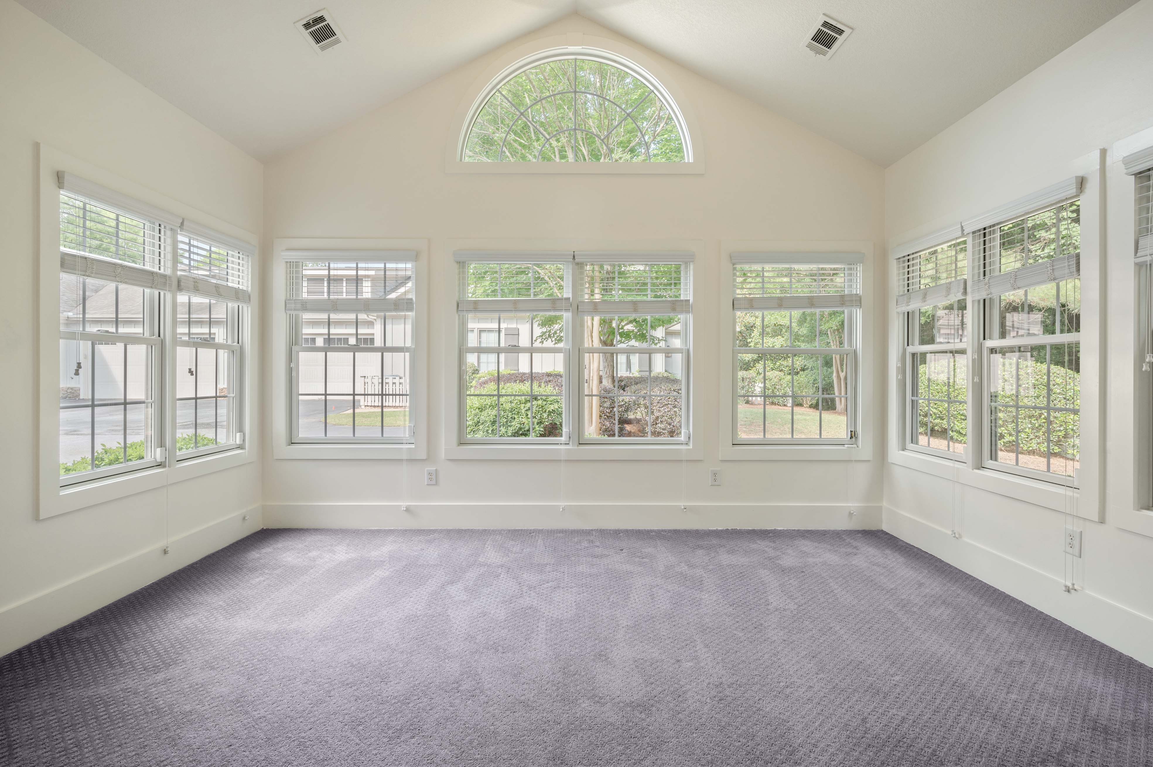114 Edgewood Court image 7